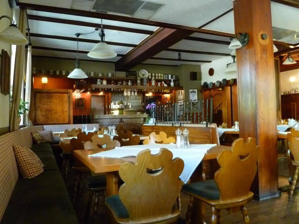 Gasthaus Zum Specht Hösbach Екстериор снимка